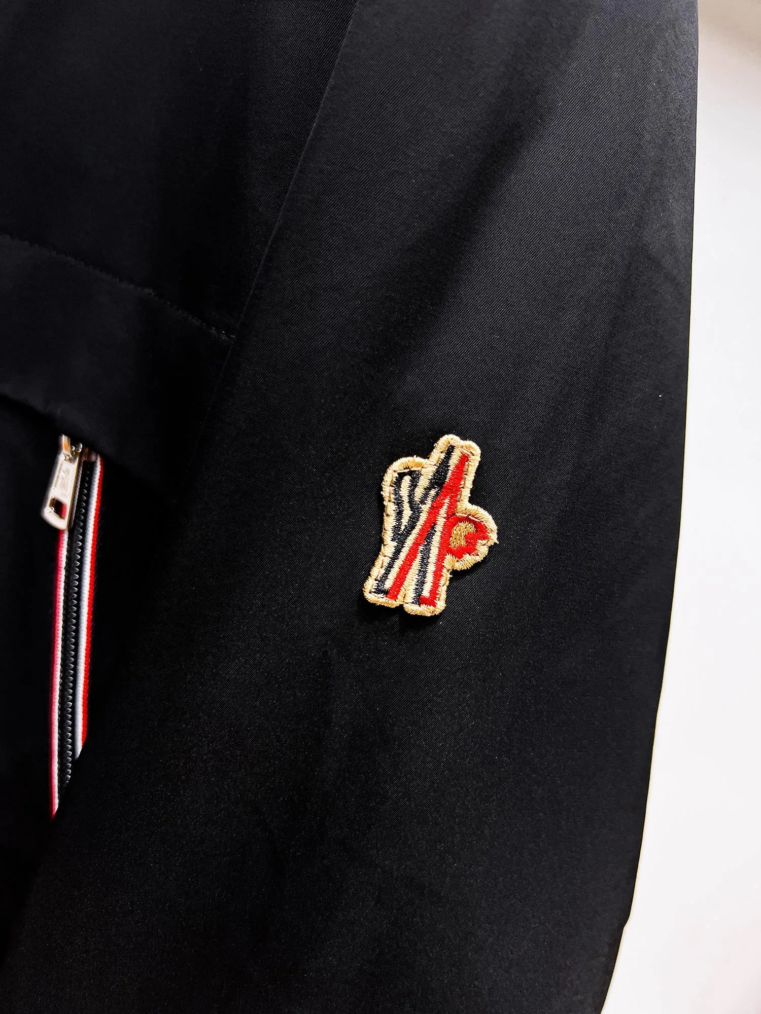 Same Style， ， 2026 New Arrival ，Original Premium Breathable ， ， ， Quality。 ， Sizes：M～3XL